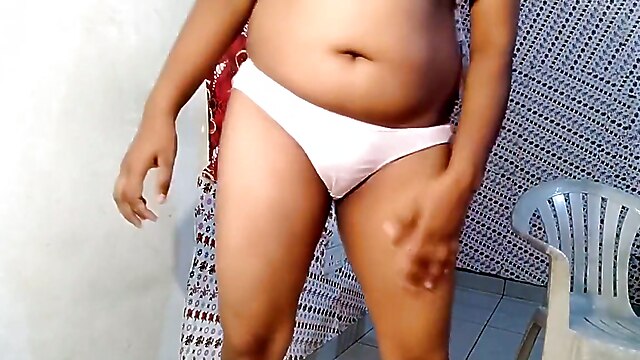 Chubby, solo girl, india, klošar, amaterji